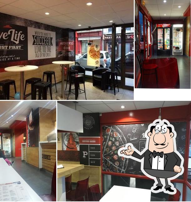 L'intérieur de Pizza Hut