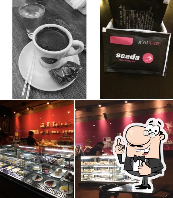 Look at the photo of Scada Café