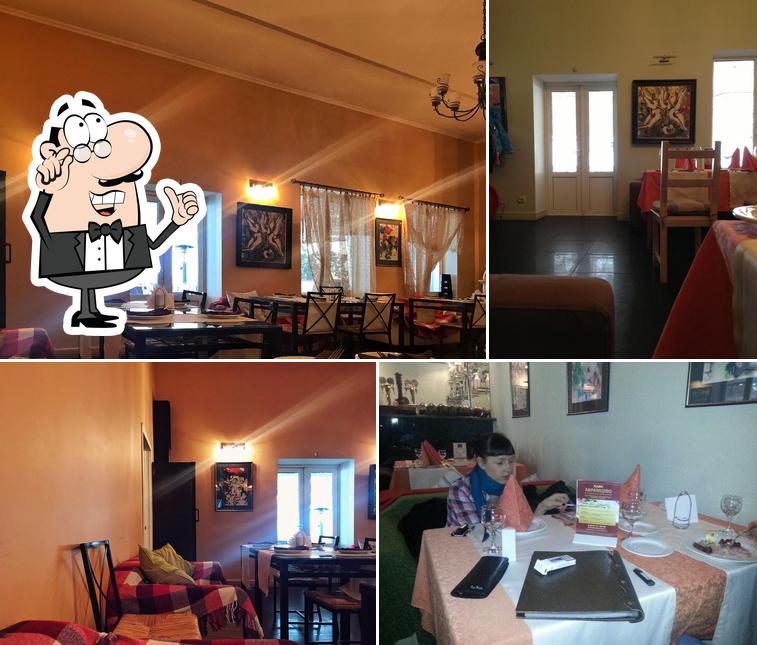 L'intérieur de Restaurant "Cafe Abramtsevo"