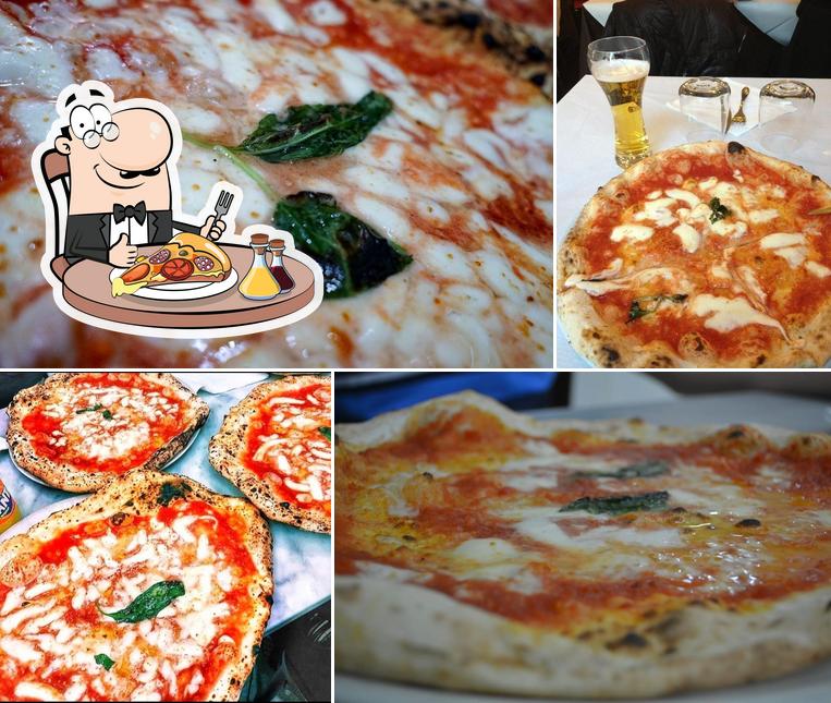 Закажите пиццу в "L'Antica Pizzeria da Michele"