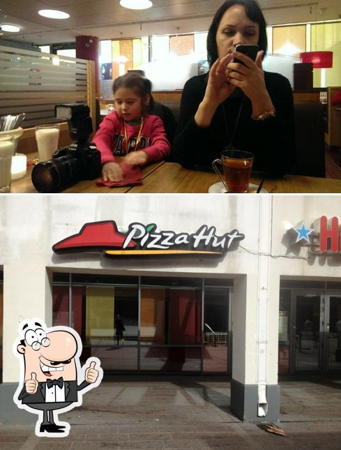 See this image of Pizza Hut