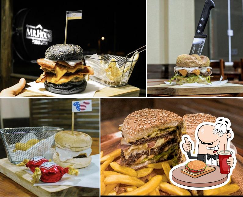 Peça um hambúrguer no Mr House Food Drinks - Içara - Hamburguers • Lanches • Tábuas • Reservamos Para Eventos