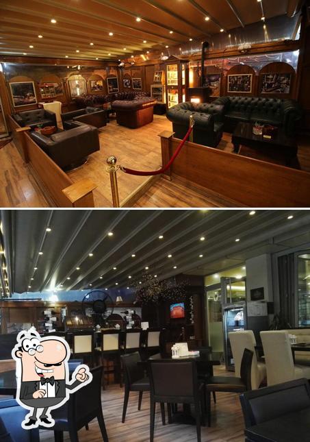 Посмотрите на внутренний интерьер "MYDAN Cocktail and Lounge Bar"