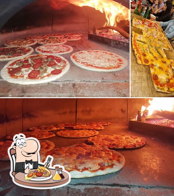 Ordina una pizza a Pizzeria Maristiai