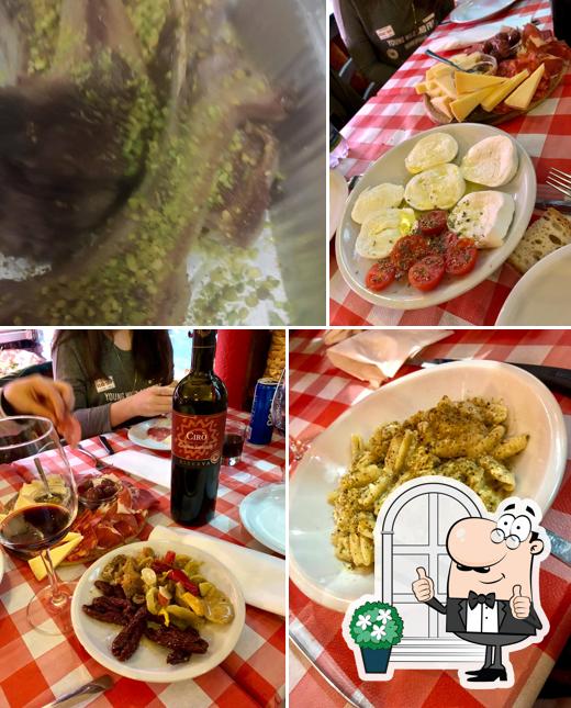 Gli esterni di Rosso Piccante in cucina