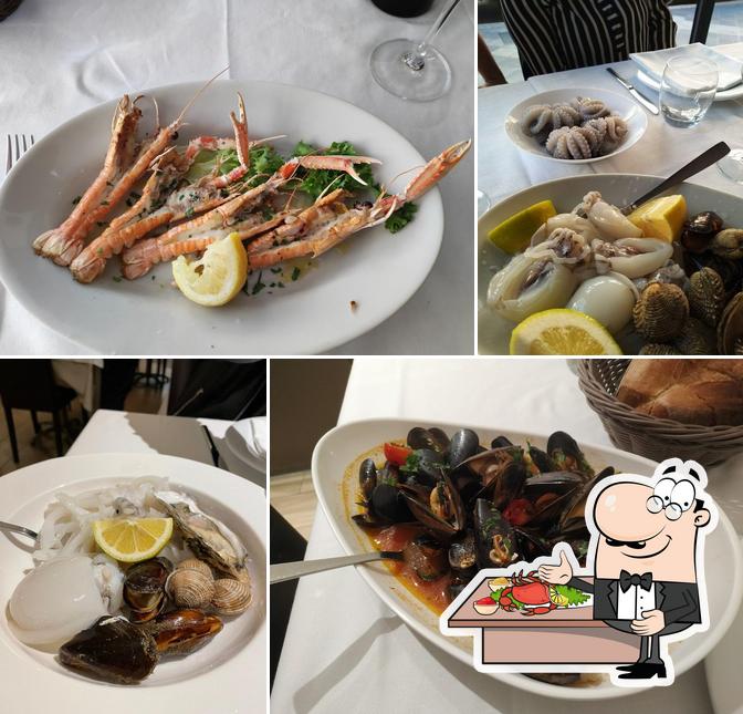 Гости "La Muraya Ristorante" могут отведать различные блюда из морепродуктов