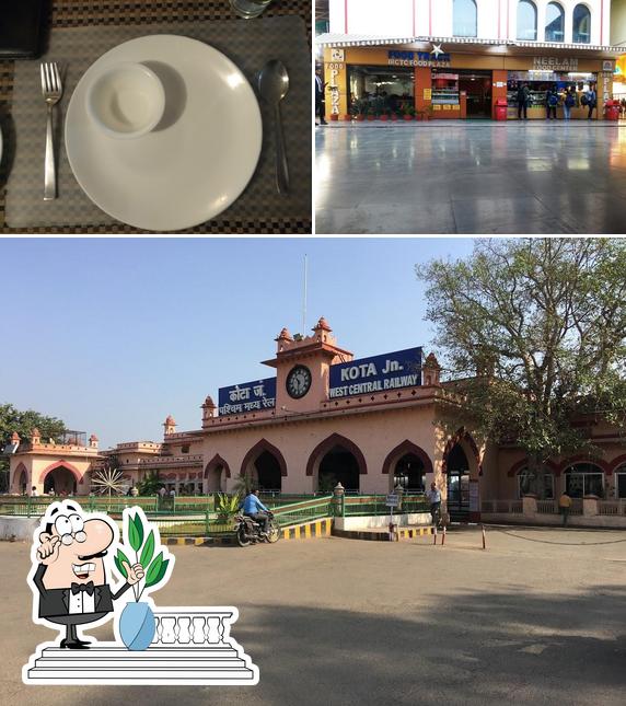 Among various things one can find exterior and food at Neelam Food Plaza