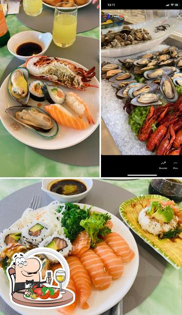 Essayez des fruits de mer à Royal Charleroi Wok