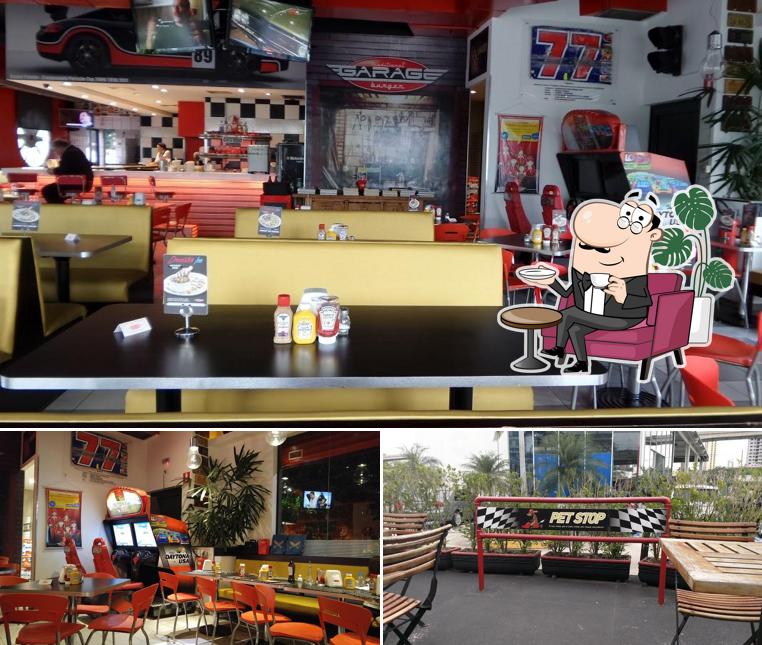Veja imagens do interior do Traditional Garage Burger - Parque da Mooca