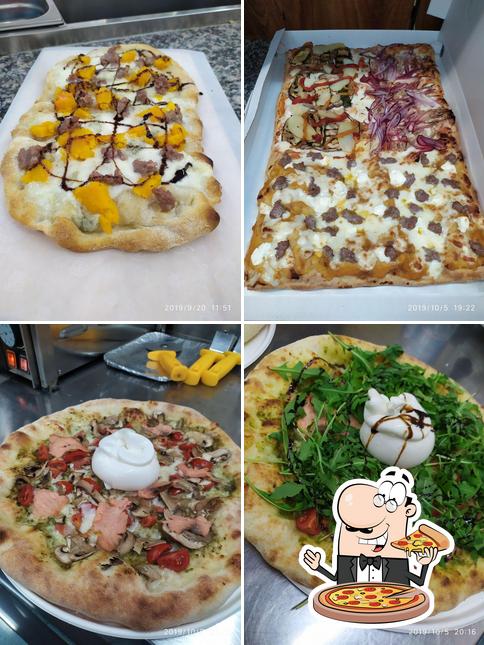 A Pizzeria MAMI'S, puoi goderti una bella pizza