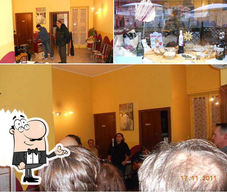 La foto della interni e cibo di Caffè Ristretto Orbassano