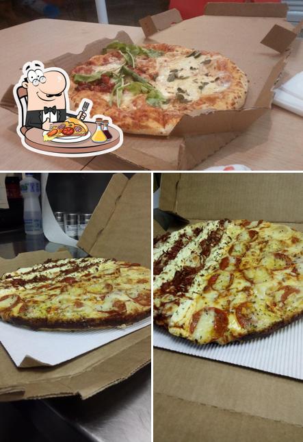 Experimente pizza no Domino's Pizza