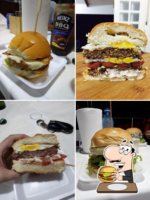 Consiga um hambúrguer no Torque Burger