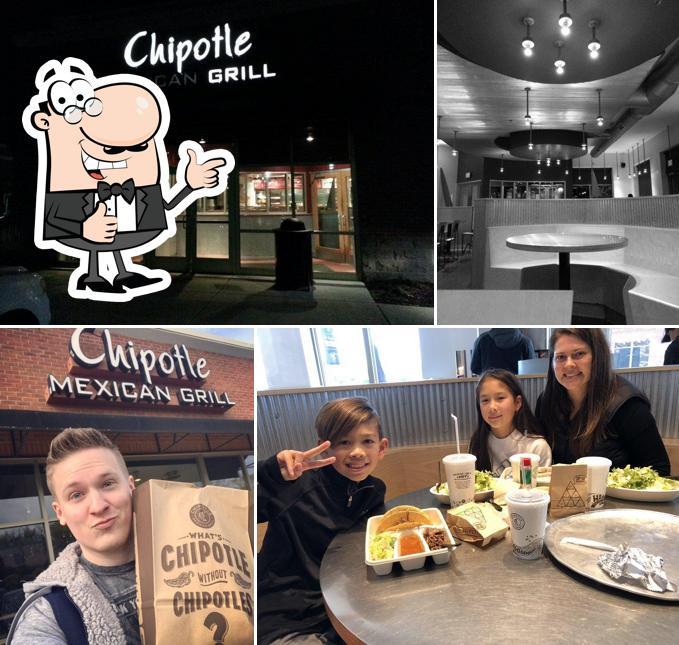 Это снимок фастфуда "Chipotle Mexican Grill"