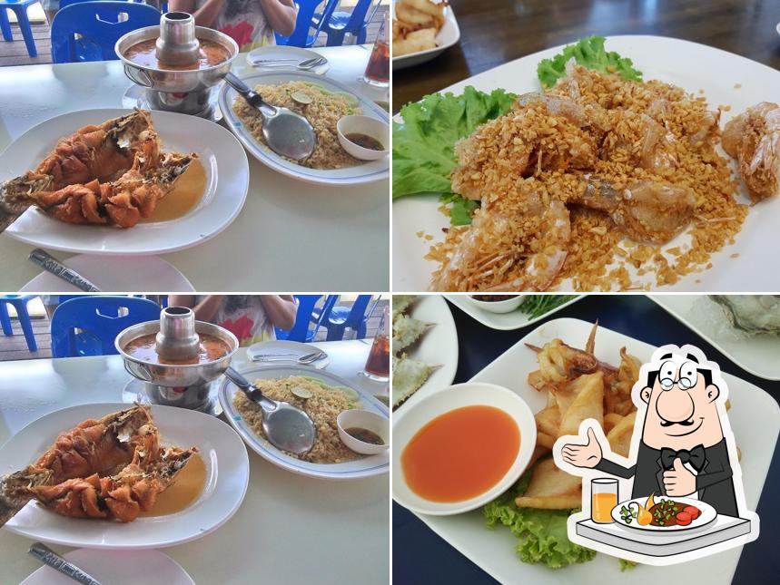 Meals at Laem Charoen Seafood Rayong