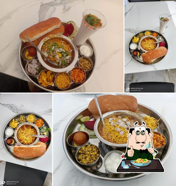 Food at Mangal Murti Misal