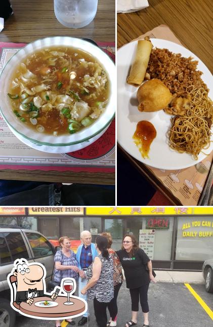 Las fotos de comida y exterior en Tein Bo Restaurant