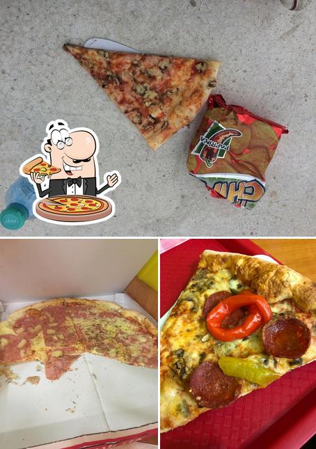 Scegli una pizza a Pizzacut Planet