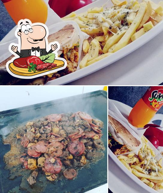 Escolha refeições de carne no ROTA 66 LANCHES