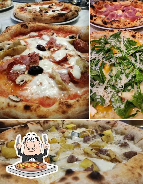 Prenez des pizzas à Miseria e Nobiltà trattoria casereccia ,pizzeria