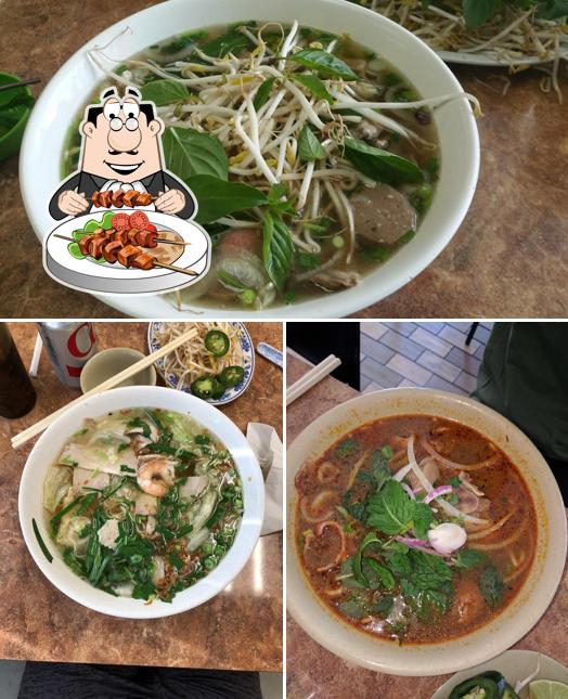 Блюда в "Phở 97 Oriental Restaurant"