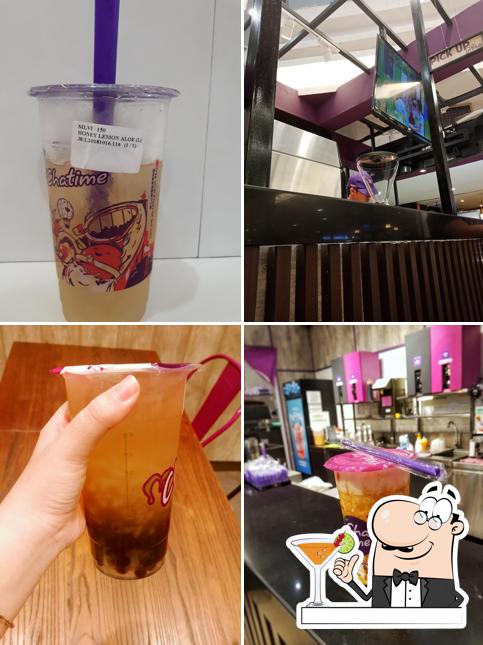 The picture of Chatime Rita Mall Tegal’s drink and food