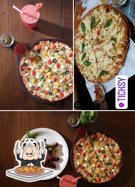 Try out pizza at Ticksy