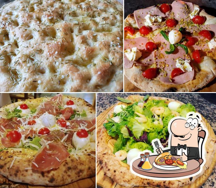 Order pizza at Il Gattopardo
