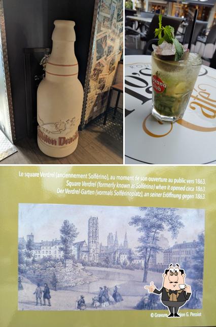 Profitez d'une boisson à Flo's Café