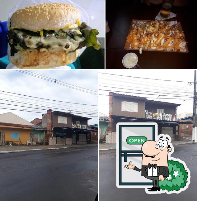 Confira a foto mostrando exterior e comida no Lisi Burger