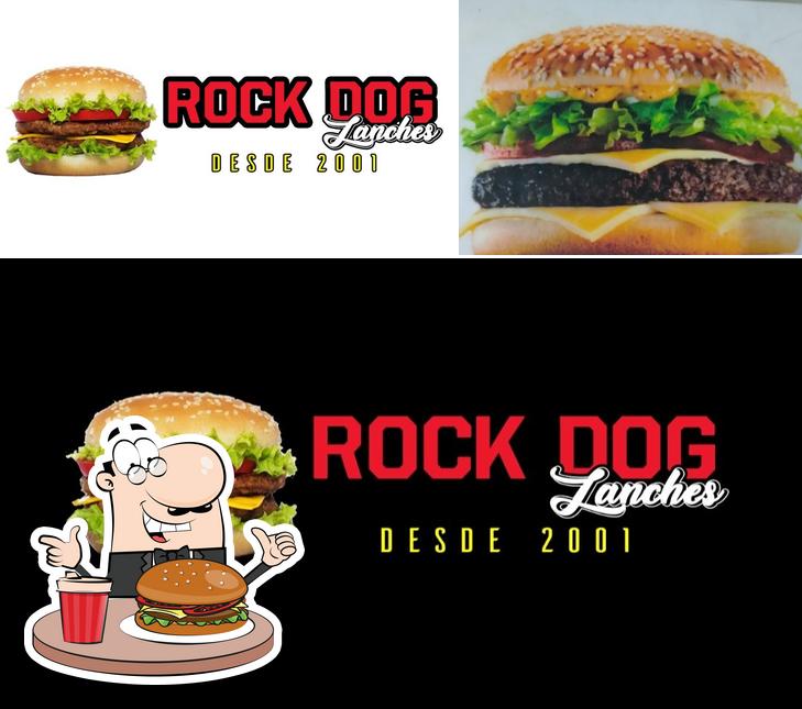 Delicie-se com um hambúrguer no Rock Dog Lanches (Igreja São Francisco) )