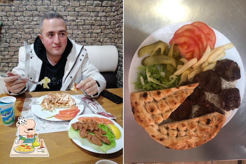 Food at Özüm Döner & Tantuni
