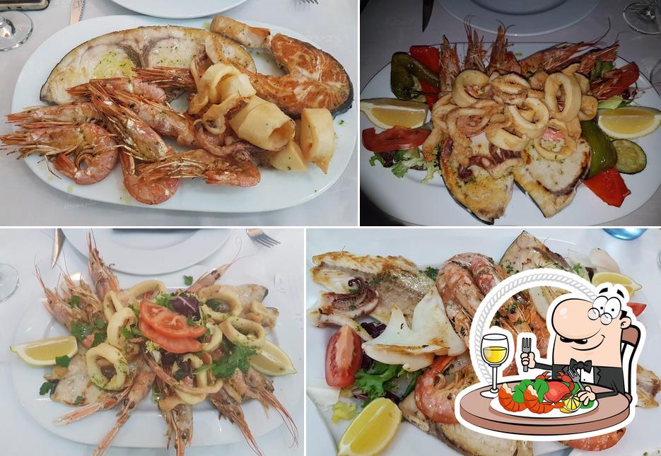 Попробуйте блюда с морепродуктами в "Restaurante Pizzeria Italia di Filippo"