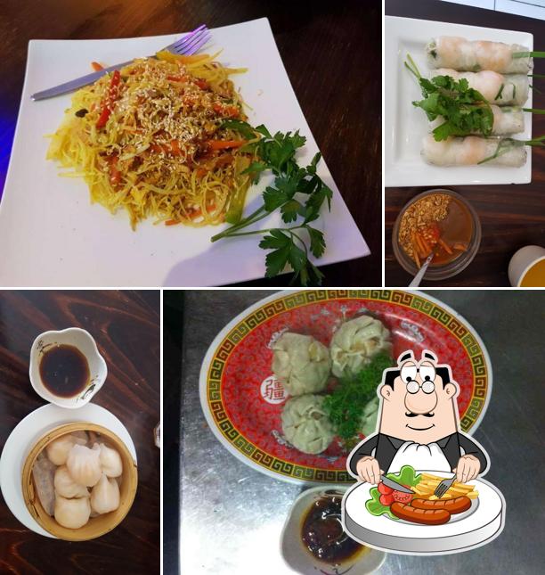 Food at Van Mai