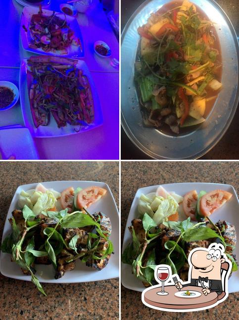 Meals at Hội Ngộ Restaurant