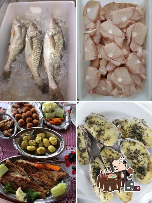 Há uma variedade de pratos de peixe