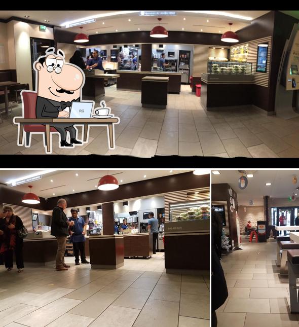 L'intérieur de McDonald's