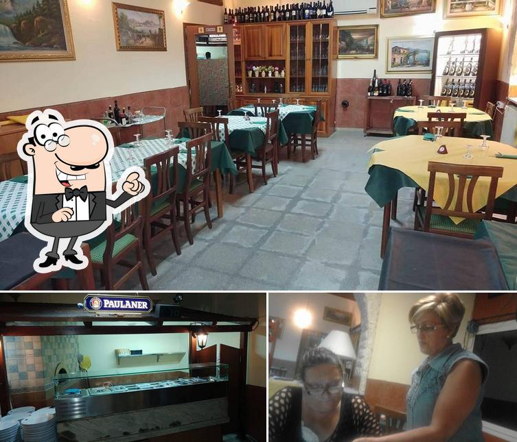 Trattoria braceria pizzeria da Rosaria si caratterizza per la interni e cibo