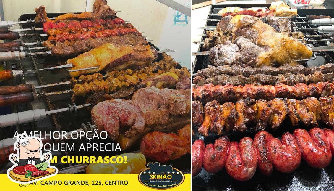 Escolha pratos de carne no Skinão Restaurante e Churrascaria