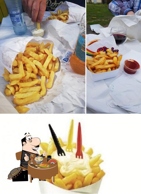 Еда в "Golden Frites Barrage"