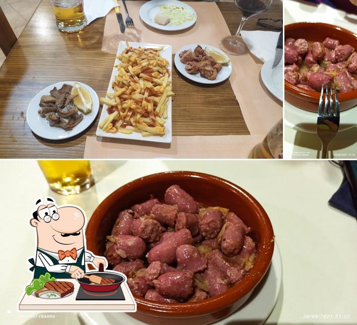 Order meat dishes at BAR-RESTAURANTE-PIZZERIA La Gasolinera ORIA