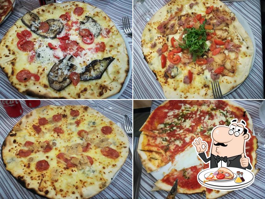 Ordina tra le molte varianti di pizza