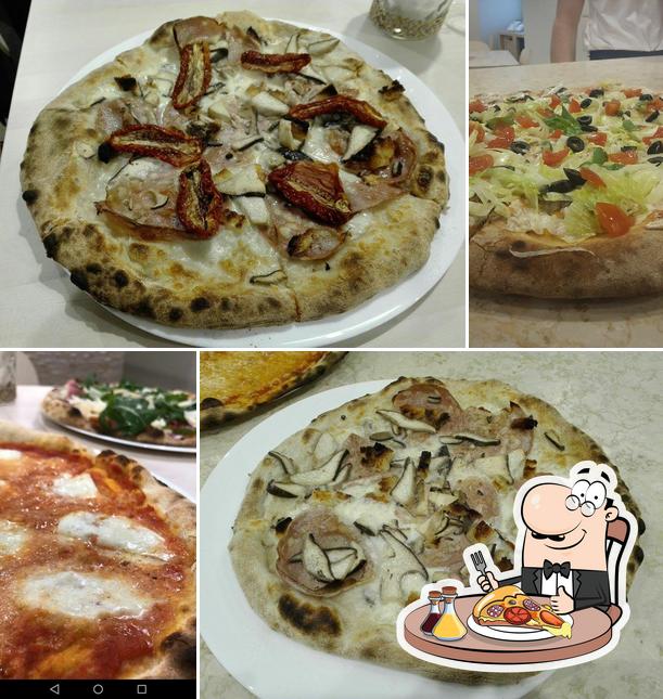 Order pizza at Mavì