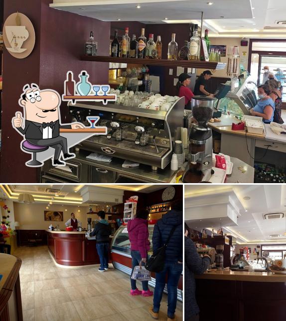 Gli interni di Bar Pasticceria Scerra Antonio & Palermo Maurizio