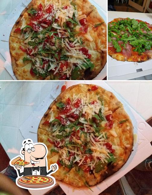 Essayez des pizzas à Pizzeria Agora' Di Cirignaco Giorgio