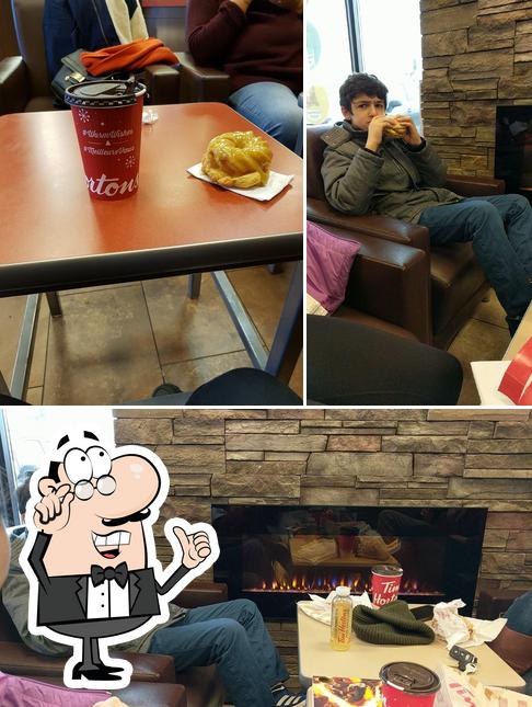 L'intérieur de Tim Hortons