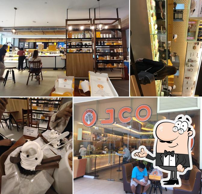 The interior of J.CO Donuts & Coffee, Ayala Centrio