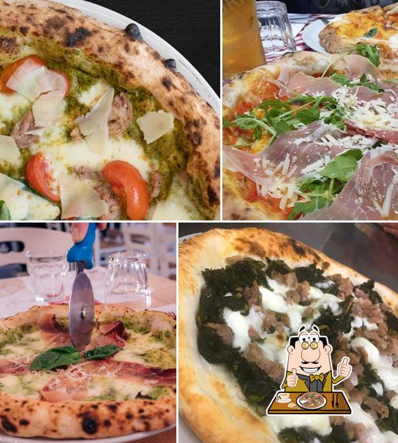 Pick pizza at Reginella