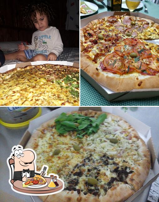 Peça diferentes tipos de pizza