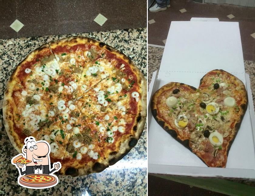 Scegli una pizza a TAXI PIZZA